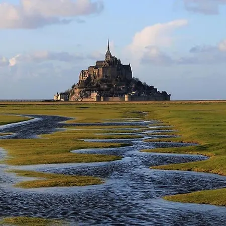 Grande Maison De Avec Jardin - Baie Du Mont St Michel Avranches