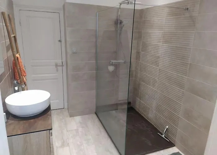 Hébergement de vacances Grande Maison De Avec Jardin - Baie Du Mont St Michel *