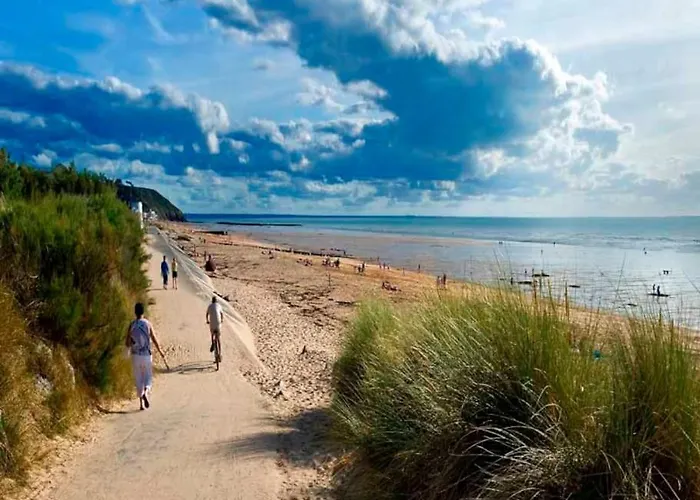Hébergement de vacances Grande Maison De Avec Jardin - Baie Du Mont St Michel