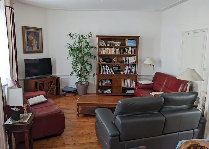 Hébergement de vacances Grande Maison De Avec Jardin - Baie Du Mont St Michel *